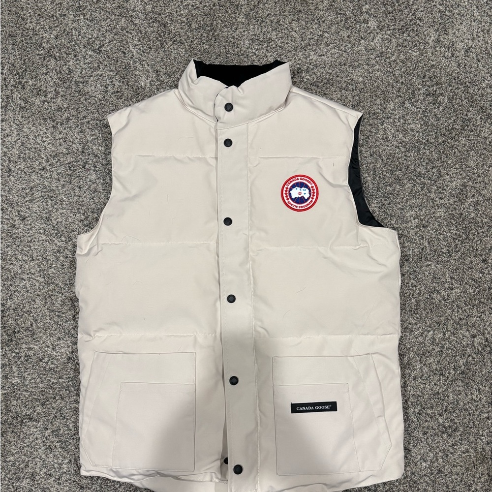 Brand New Canada Goose Vest (with tags)